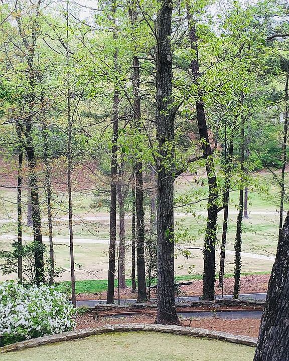 2nd image of 3357 Cherokee Rd