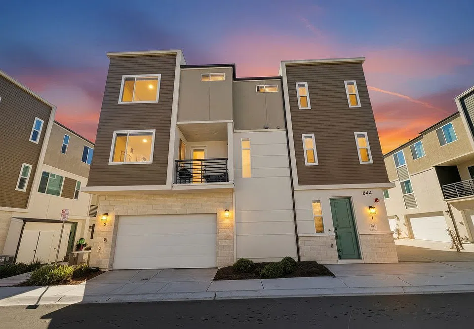 844 Makani St #1