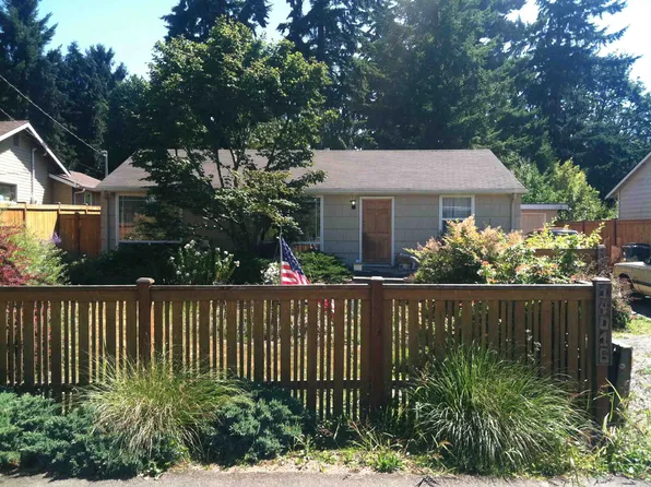 14016 20th Ave NE, Seattle, WA 98125