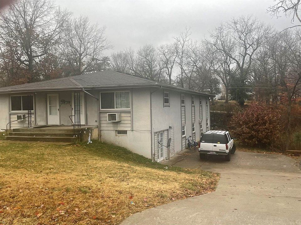 2nd image of 403 N Crittenden St