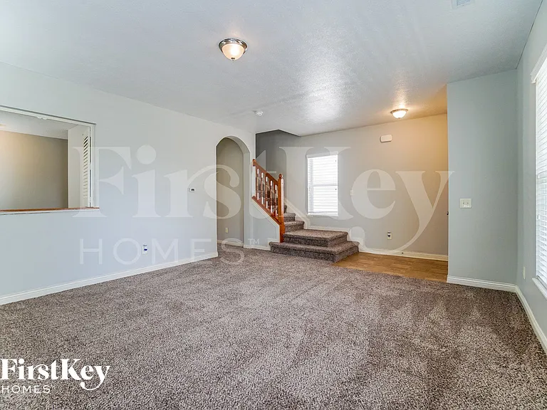5643 Holly River Ave — Photo 4