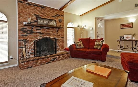5th image of 502 Aster Dr