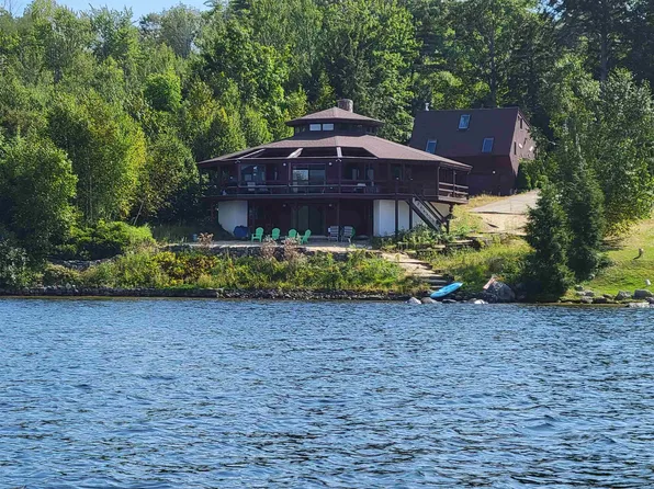120 Townsend Shore Road, Wolfeboro, NH 03894