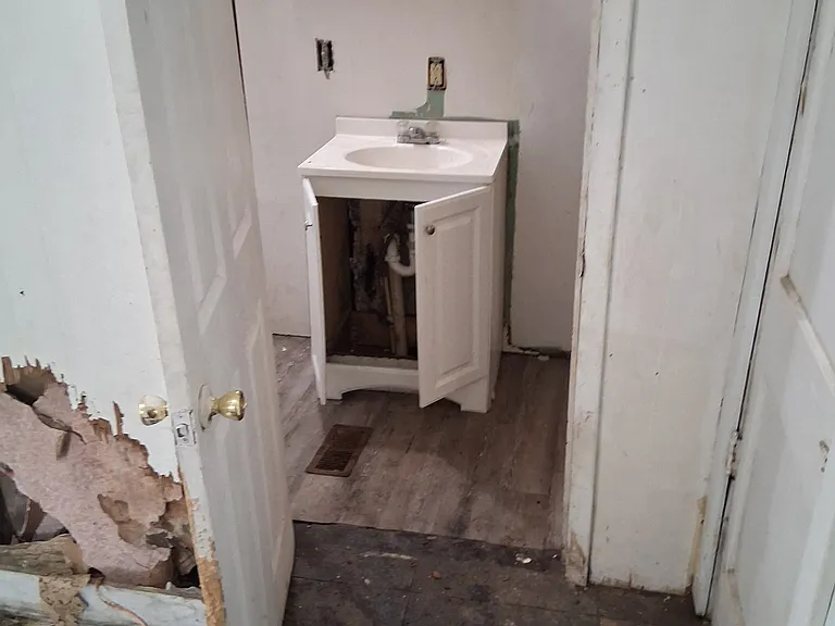 3912 Beachwood Ave — Photo 19
