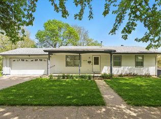 203 N Hazel St, Glenwood, IA 51534