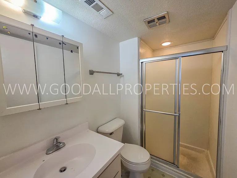 9523 University Ave #6 — Photo 9