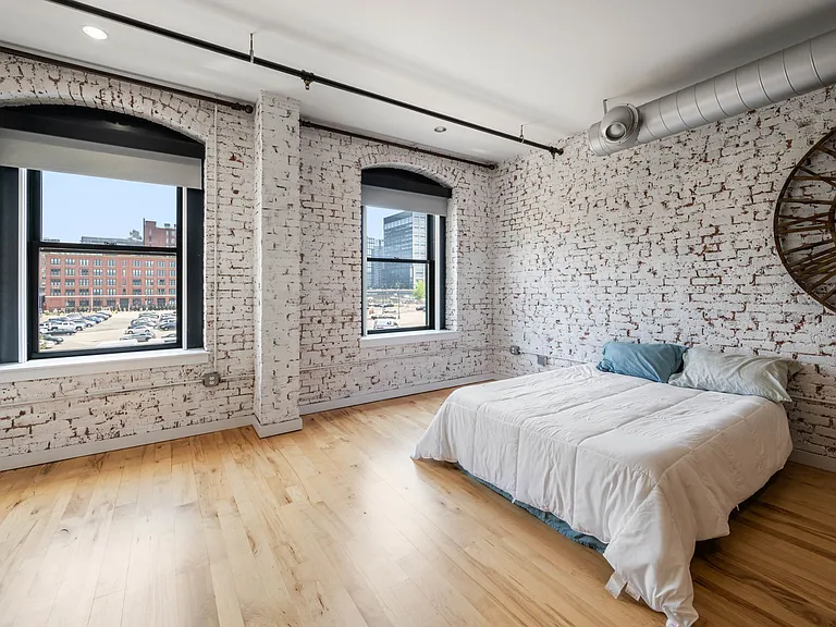 21 Wormwood St #315 — Photo 19