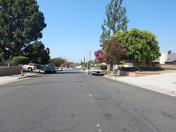 5th image of 15016 La Mesa St