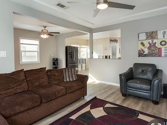 3rd image of 6053 Pearce Ave