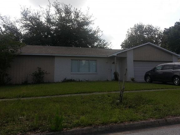 3rd image of 115 Woodfield Dr