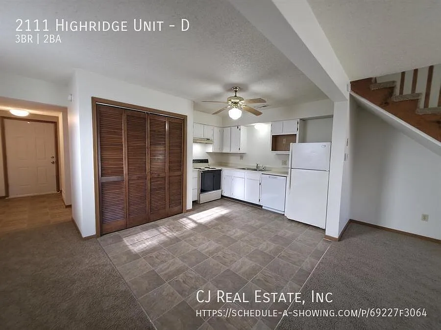 3 bed, 1.5 bath, $1,295 — Photo 4