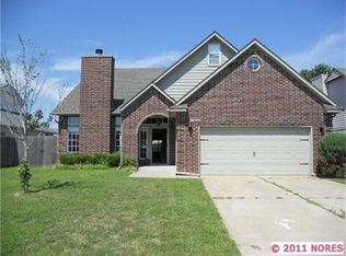13642 S Poplar Pl E, Glenpool, OK 74033