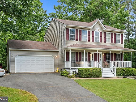 2nd image of 8816 Dundee Dr