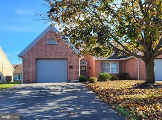 1048 Orchard Dr, Chambersburg, PA
