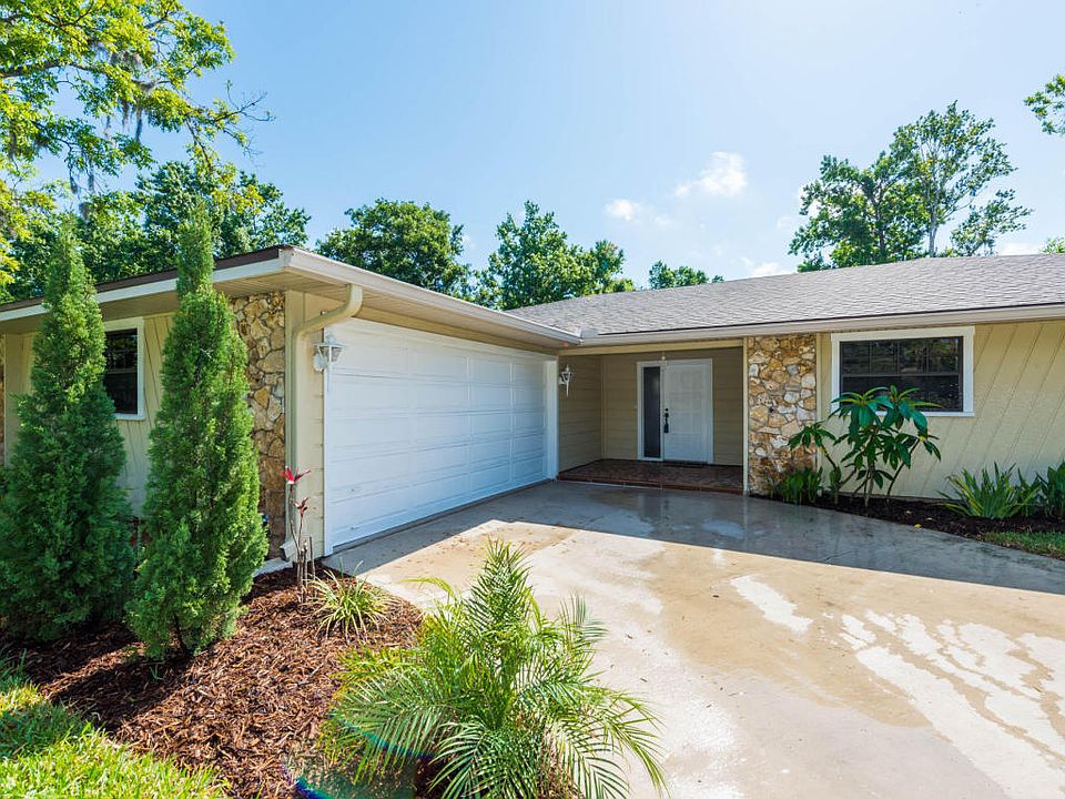 1st image of 925 Tall Pine Dr
