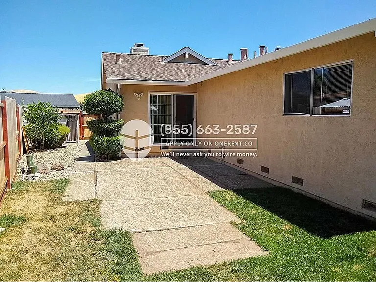 Swallowtail Rd — Photo 18