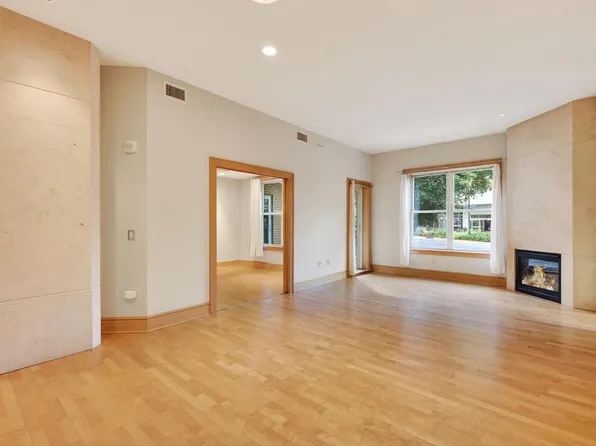 360 W Washington Avenue #105, Madison, WI 53703