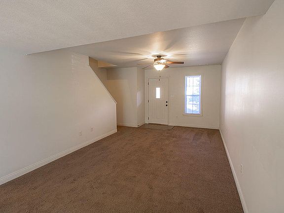 3rd image of 4702 Dehaven Dr