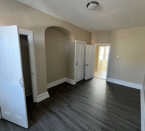 3rd image of 526 W Lehigh Ave APT 3
