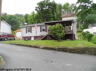 228 Haislip St, Grafton, WV 26354