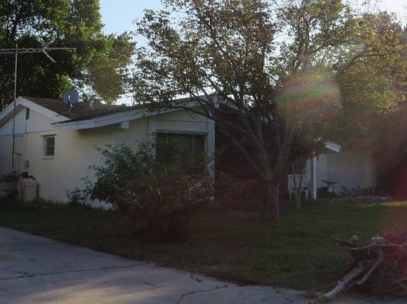 2nd image of 4011 Claremont Dr