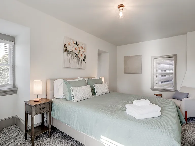 732 Chestnut St — Photo 30