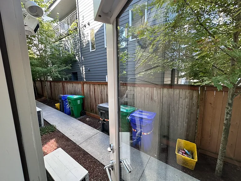5991 N Michigan Ave — Photo 12