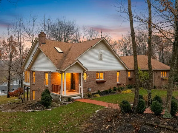 20074 Ravenda Dr, Lawrenceburg, IN 47025