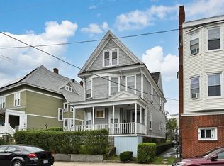 28 Berkeley St, Lawrence, MA 01841