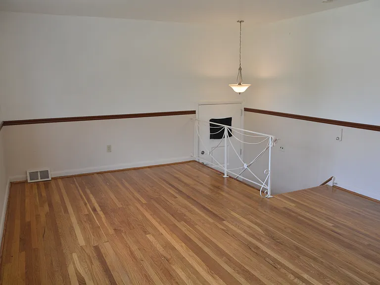 1714 Loney St #2 — Photo 2