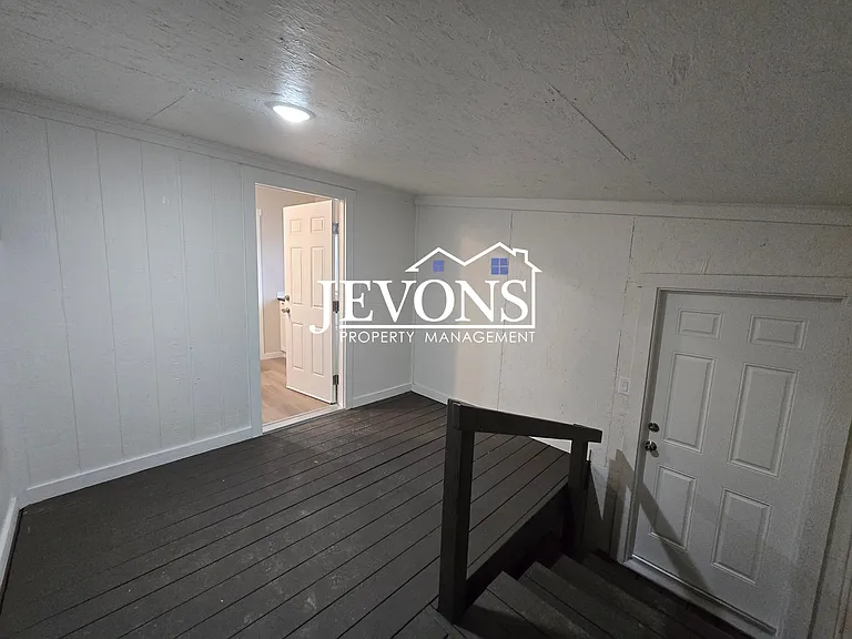 800 Hatton Rd — Photo 10