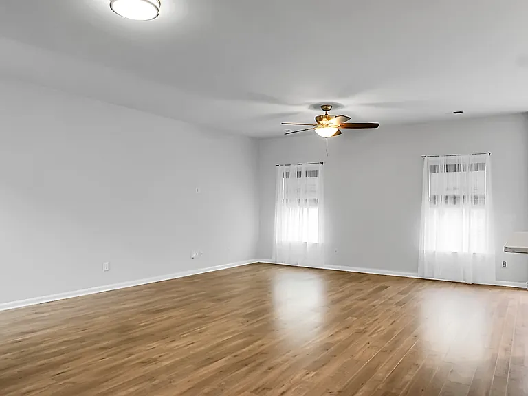 210 Daniels Creek Cir — Photo 15