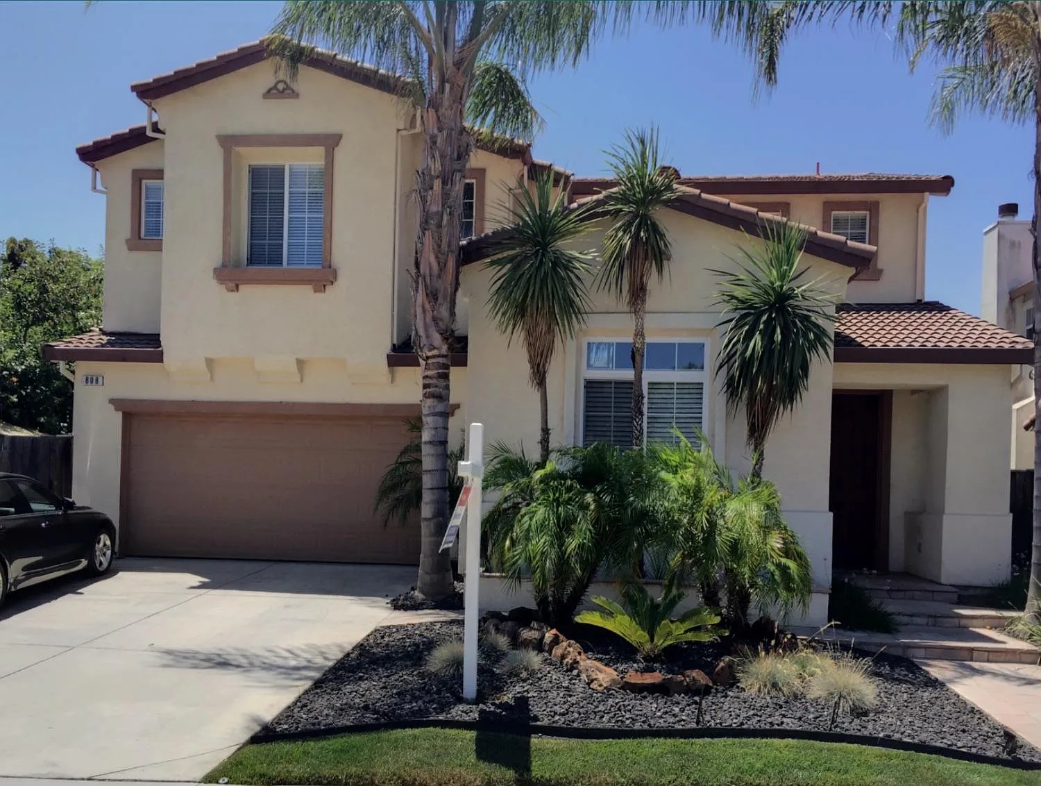 808 Iberis Way photo 1