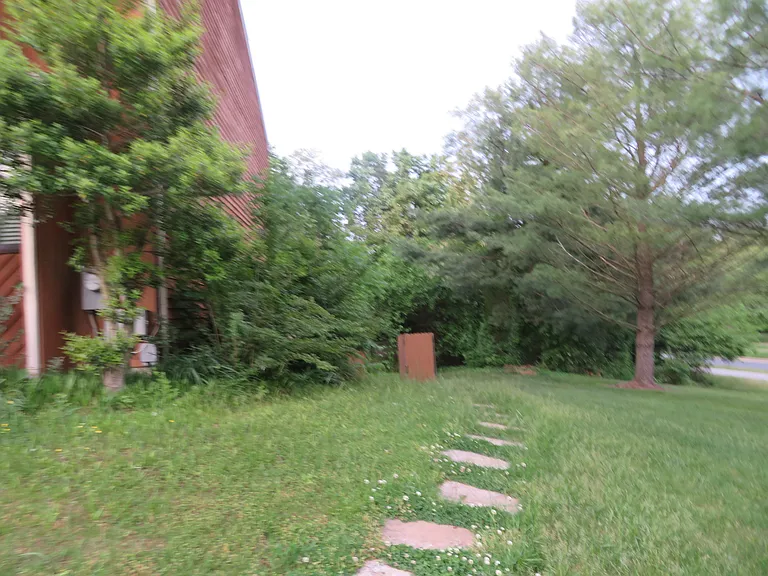 1381 Hazel Nut Ct — Photo 2