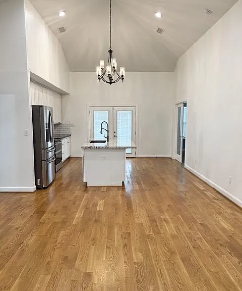 2116 Live Oak St #B — Photo 6