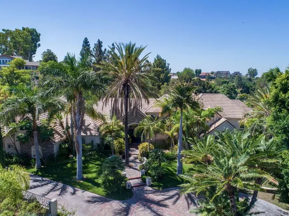 195 S Peralta Hills Dr, Anaheim, CA 92807