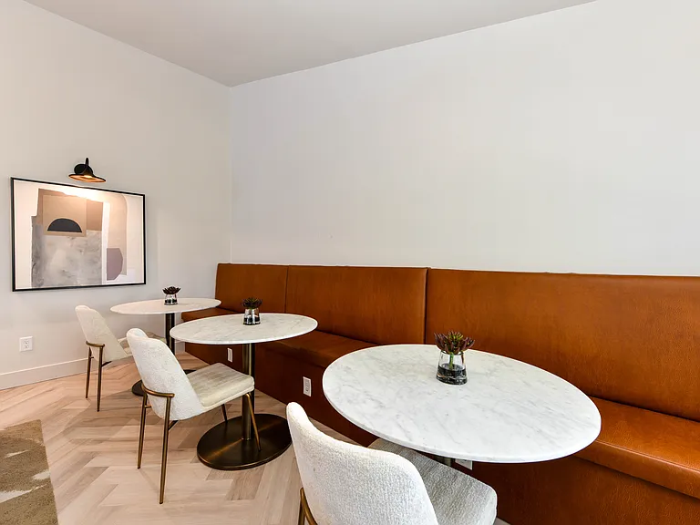 Avana Cityview — Photo 11