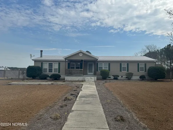 3506 Whitehall Road, Whiteville, NC 28472