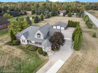 18501 Henry Ct, Ray, MI