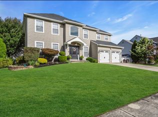 57 Gristmill Rd, Howell, NJ 07731