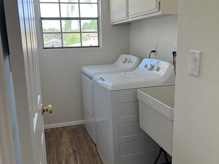 132 N Yale Ave #132 — Photo 7