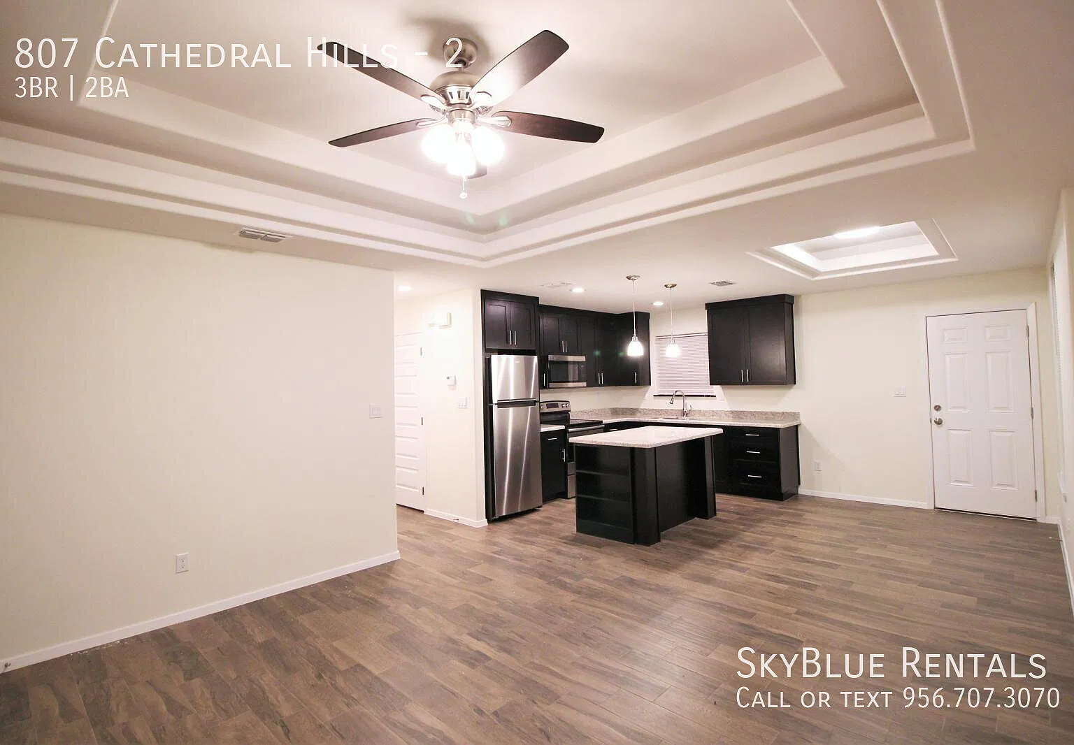 "Spacious 3-Bedroom Apartment with 2 Full Baths in Edinburg's Cathedral Hills!" — Photo 2