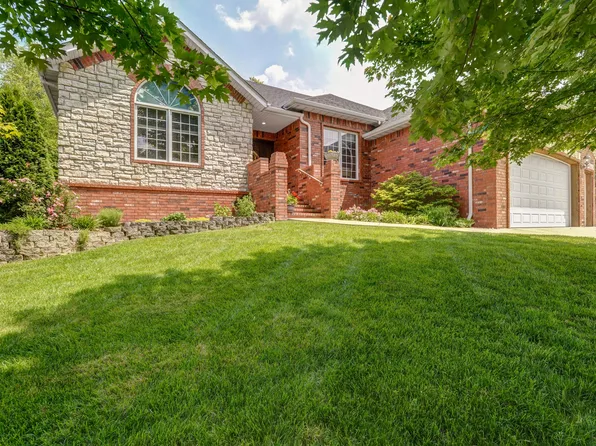 6112 S Prospect Avenue, Springfield, MO 65804