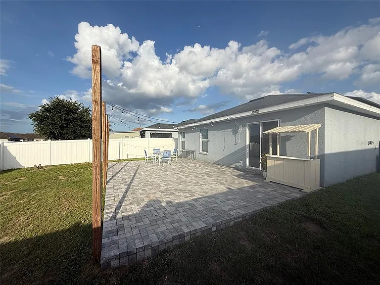 2671 Sanderling St — Photo 18