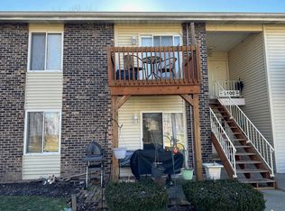 2100 Light Rd APT 203, Oswego, IL 60543