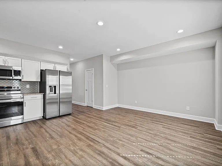 405 Shelby St #A — Photo 8