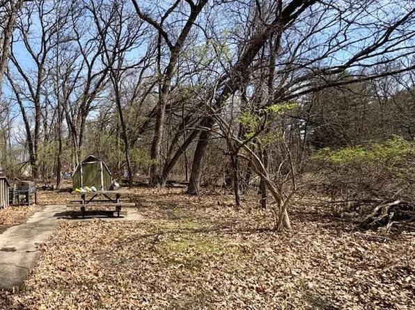 17/172 Woodhaven Dr E, Sublette, IL 61367