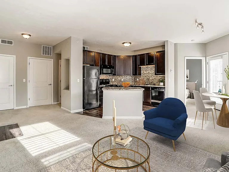 Madison Park — Photo 16