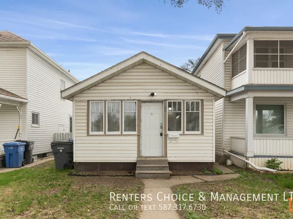 820 Balmoral St SE, Medicine Hat, AB T1A 0W5