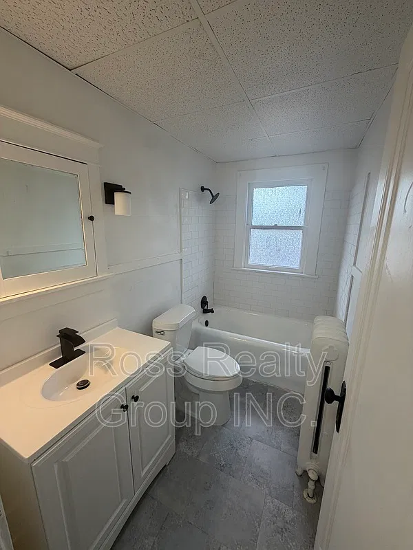 2 bed, 1.0 bath, 1024 sqft, $950 — Photo 4